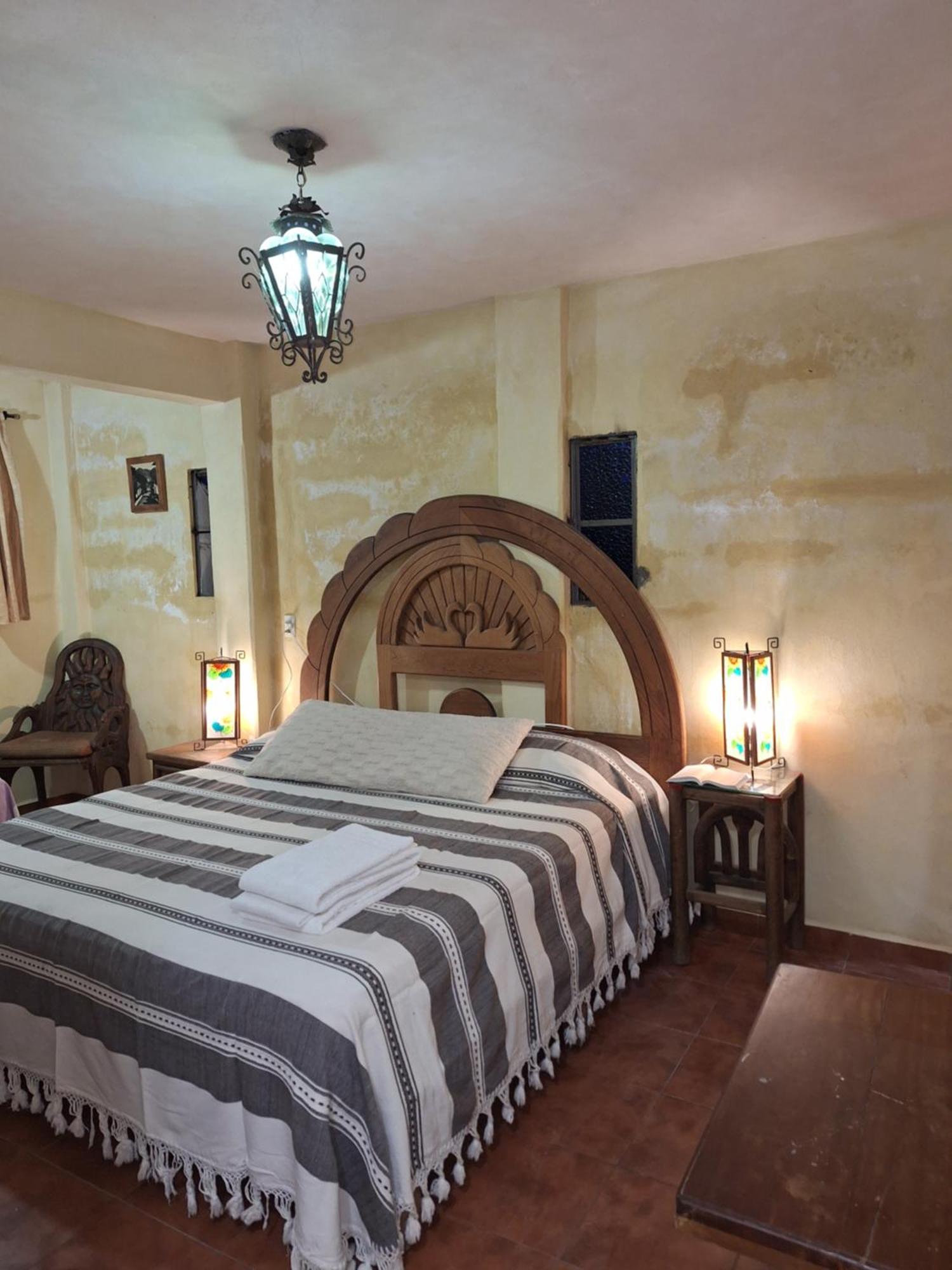 Hotel Posada Spa Antigua Casa Hogar แท็กซ์โก เด อลาร์คอน ภายนอก รูปภาพ